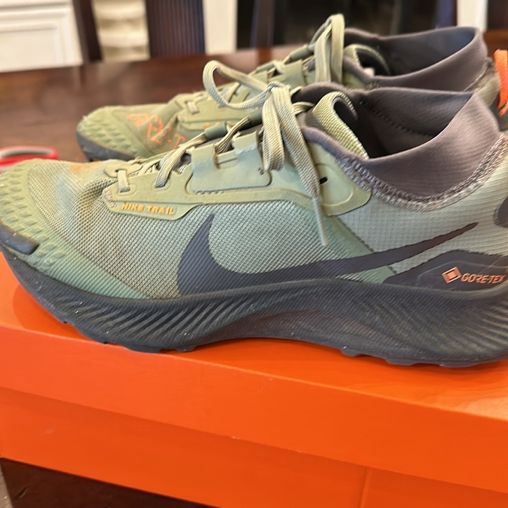 Men’s Nike Pegasus Trail GORE-TEX size 8.5 - Picture 3 of 8